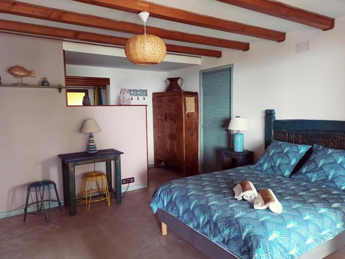 Bed and Breakfast O Reves Ailleurs Сен-Сир-сюр-Мер Экстерьер фото