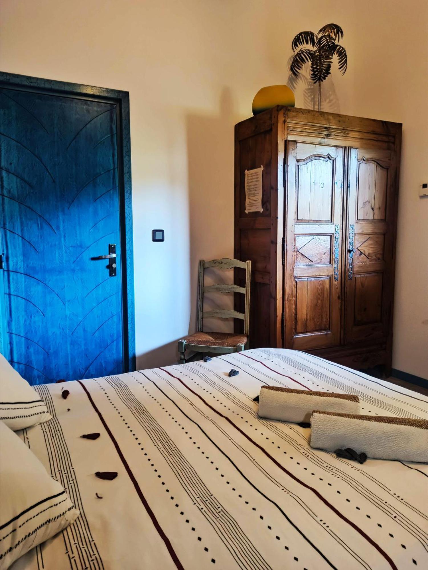 Bed and Breakfast O Reves Ailleurs Сен-Сир-сюр-Мер Экстерьер фото